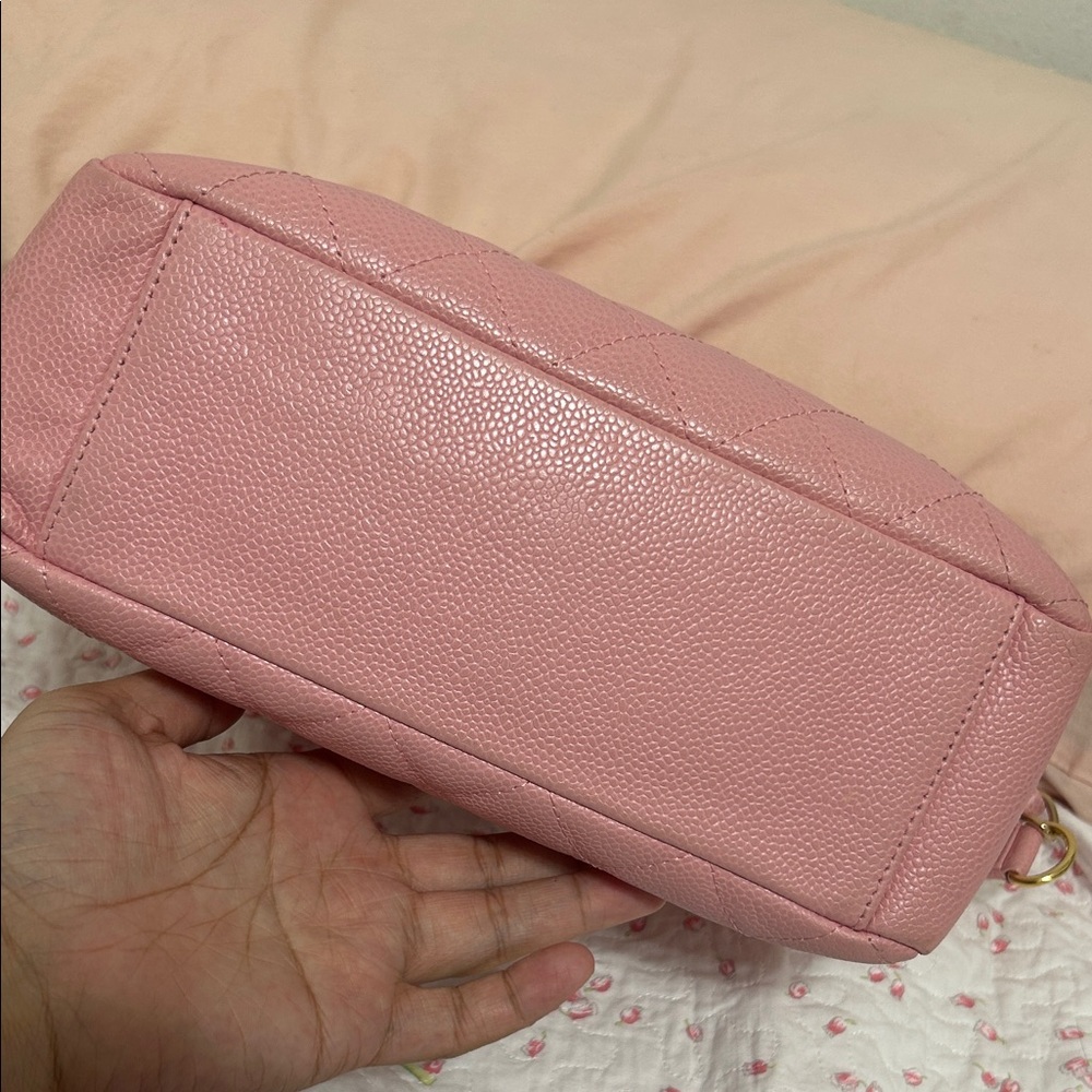 Chanel Pink Quilted Shoulder Bag - Picture 3 of 16